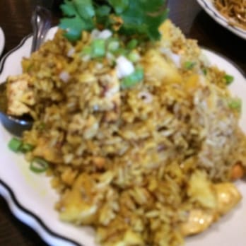 Diho Siam - Pineapple Fried Rice! - Chinese Near Me - Lake Forest, California Diho Siam - Pineapple Fried Rice! - Chinese Near Me - Lake Forest, California