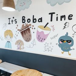 Bo’s Boba - Seating & mural