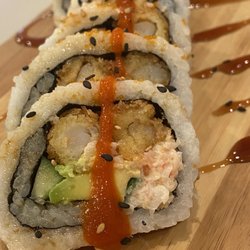 Tuk Tuk Boom - Spicy Shrimp Roll