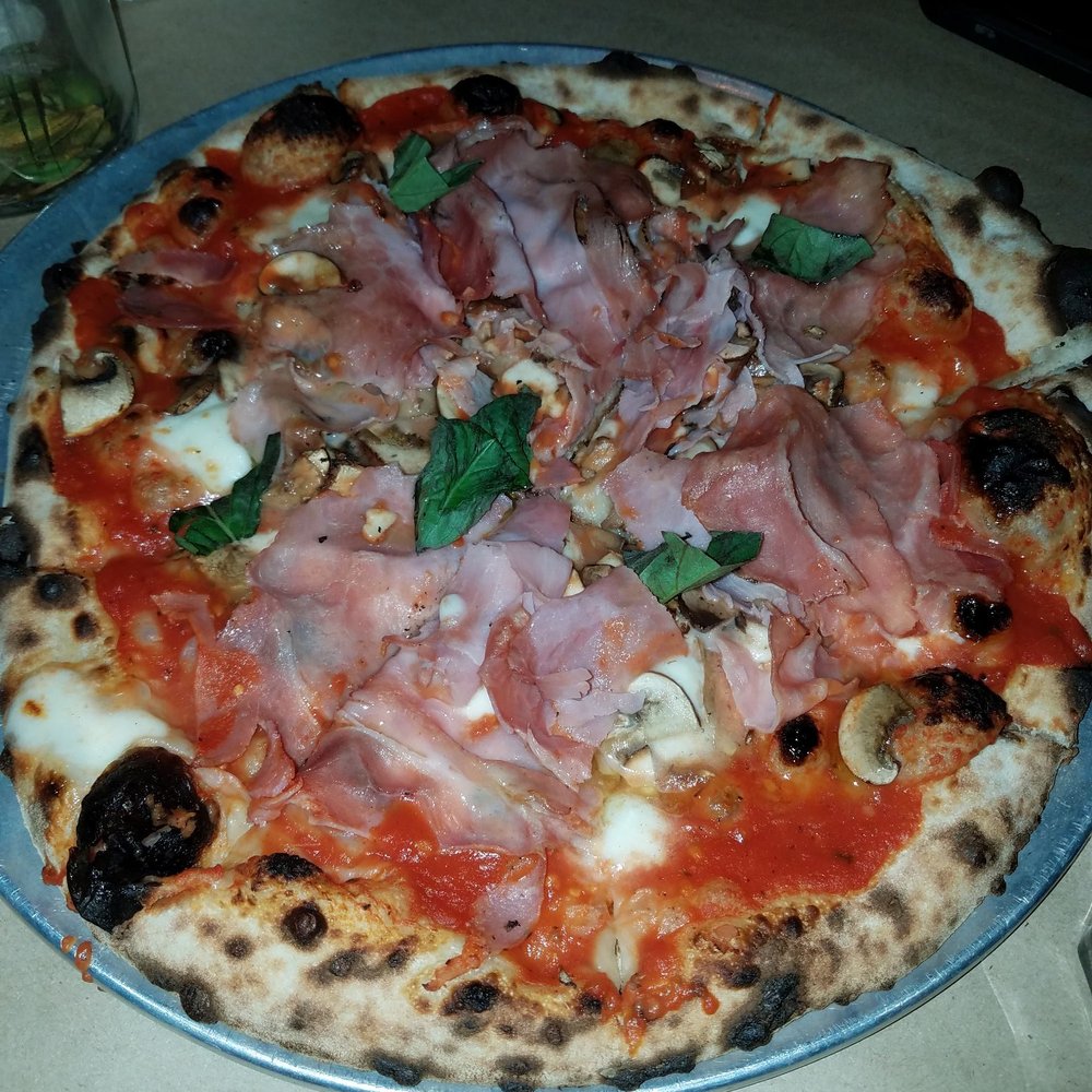 Santa Panza - Pizza Near Me - Brooklyn, New York