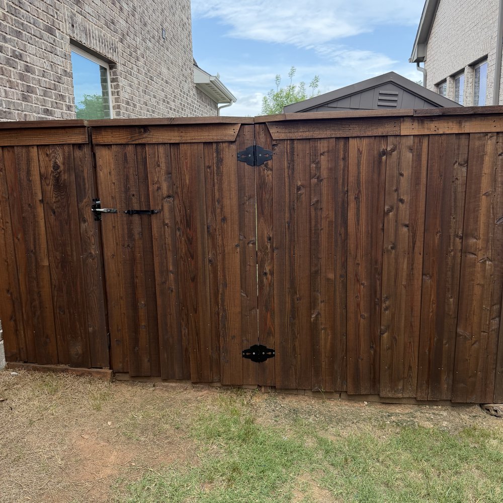 Fence Stain Pros - Opposite side of house in front. - Fences & Gates Near Me - Allen, Texas Fence Stain Pros - Opposite side of house in front. - Fences & Gates Near Me - Allen, Texas