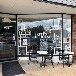 Britt’s Bakehouse: A Gluten-Free Bakery - Outside