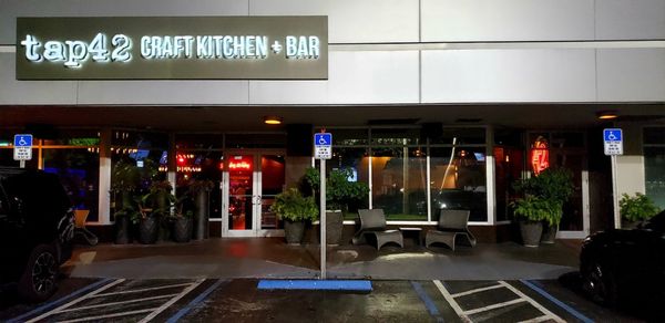 Tap 42 Craft Kitchen & Bar - Coral Springs by null