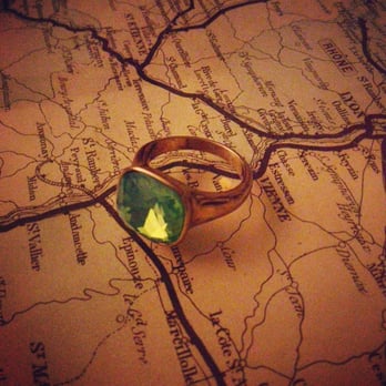 Chez Nana - Jewelry Near Me - Paris, 75