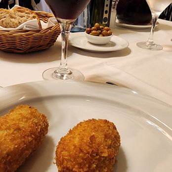 7 Portes - Cod Croquettes and Sangria - Mediterranean Near Me - Barcelona, B