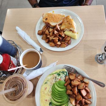 Aloha Stacks - Avocado Omelet and breakfast Sandwich - Pancakes Near Me - El Monte, California Aloha Stacks - Avocado Omelet and breakfast Sandwich - Pancakes Near Me - El Monte, California