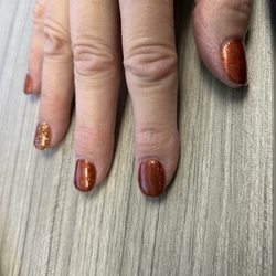Sola Nails & Spa