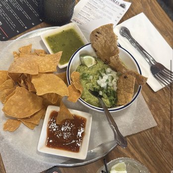 Taqueria Cinco - Margaritas, chips and guacamole - Breakfast & Brunch Near Me - Jacksonville, Florida Taqueria Cinco - Margaritas, chips and guacamole - Breakfast & Brunch Near Me - Jacksonville, Florida