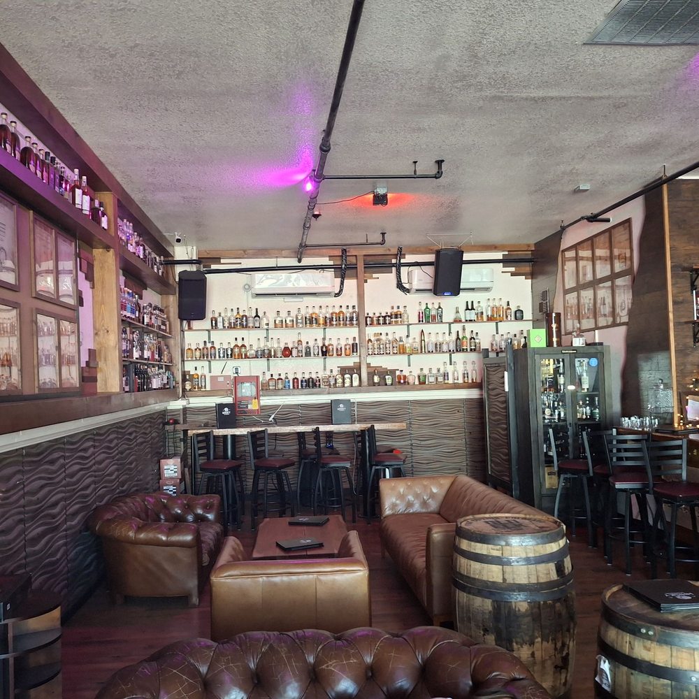 Whisky Lounge - I like the comfortable feeling for the seating area. - Whiskey Bars Near Me - Reno, Nevada