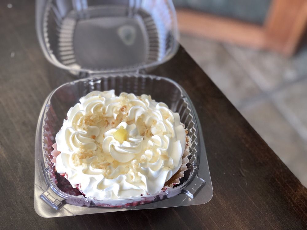 KONA KAKES 277 Photos & 267 Reviews Bakeries 3960 West Point Loma Blvd, San Diego, CA