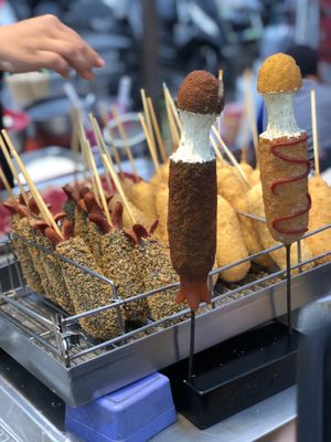 Dadong Night Market by null