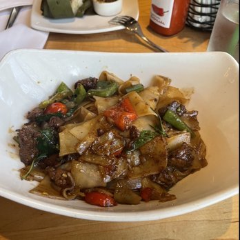 Malai Kitchen - Drunken Noodles - Vietnamese Near Me - Southlake, Texas Malai Kitchen - Drunken Noodles - Vietnamese Near Me - Southlake, Texas