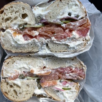 El Bagel - Everything lox bagel with scallion cream cheese - Bagels Near Me - Miami, Florida El Bagel - Everything lox bagel with scallion cream cheese - Bagels Near Me - Miami, Florida