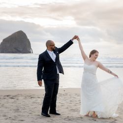 Apogee - Wedding photography at the Oregon Coast