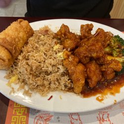 Great Wok Chinese Restaurant - General Tso's Chicken