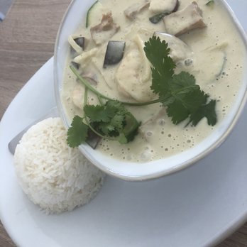BKK thai kitchen + bar - Green curry w/ shrimp and tofu - Thai Near Me - Corpus Christi, Texas BKK thai kitchen + bar - Green curry w/ shrimp and tofu - Thai Near Me - Corpus Christi, Texas