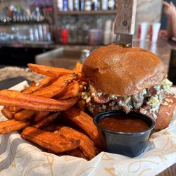 Foodies - Richland - The blue burger and sweet potato fries