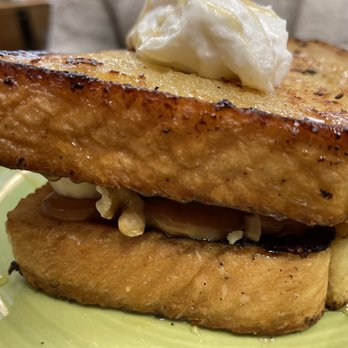 The Common - French Toast Sandwich Plate - Breakfast & Brunch Near Me - Brooklyn, New York The Common - French Toast Sandwich Plate - Breakfast & Brunch Near Me - Brooklyn, New York