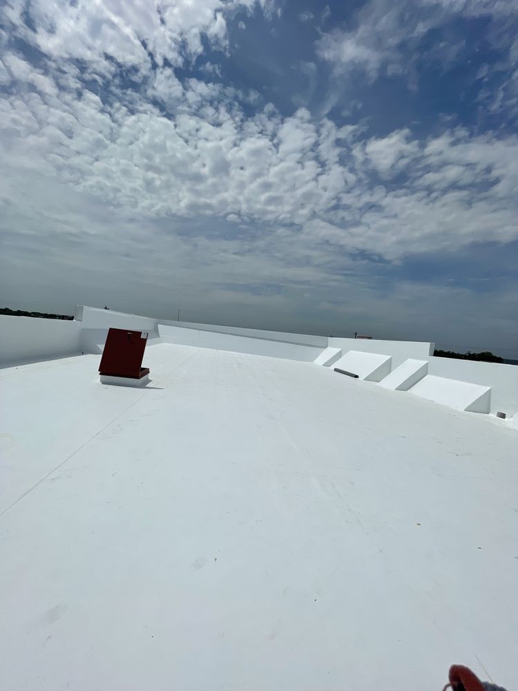 Slide of A&F Rosales Roofing