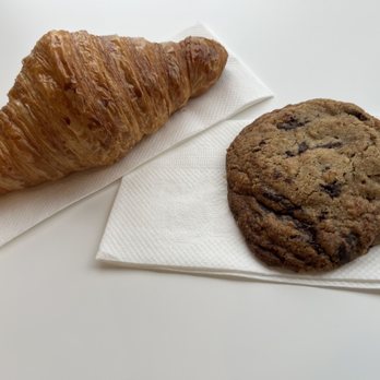 Des Croissants Paris - at Last... My Hearts Desire HaPpi Rainy Friday - Bakeries Near Me - Culver City, California Des Croissants Paris - at Last... My Hearts Desire HaPpi Rainy Friday - Bakeries Near Me - Culver City, California