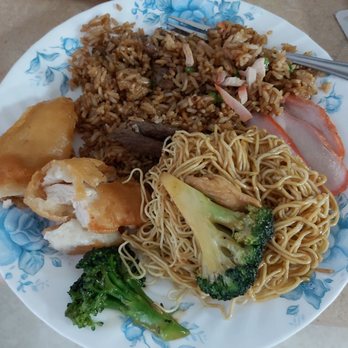 Mayflower Chinese Food - Rice noodles chicken - Chinese Near Me - Etobicoke, Ontario