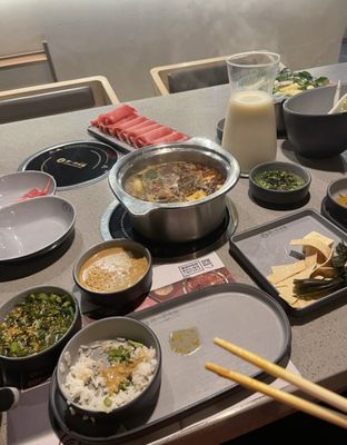Liuyishou Fondue / Liuyishou Hotpot Montreal by null