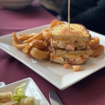 Bistro 1969 - Lobster grilled cheese - Bars Near Me - Temecula, California