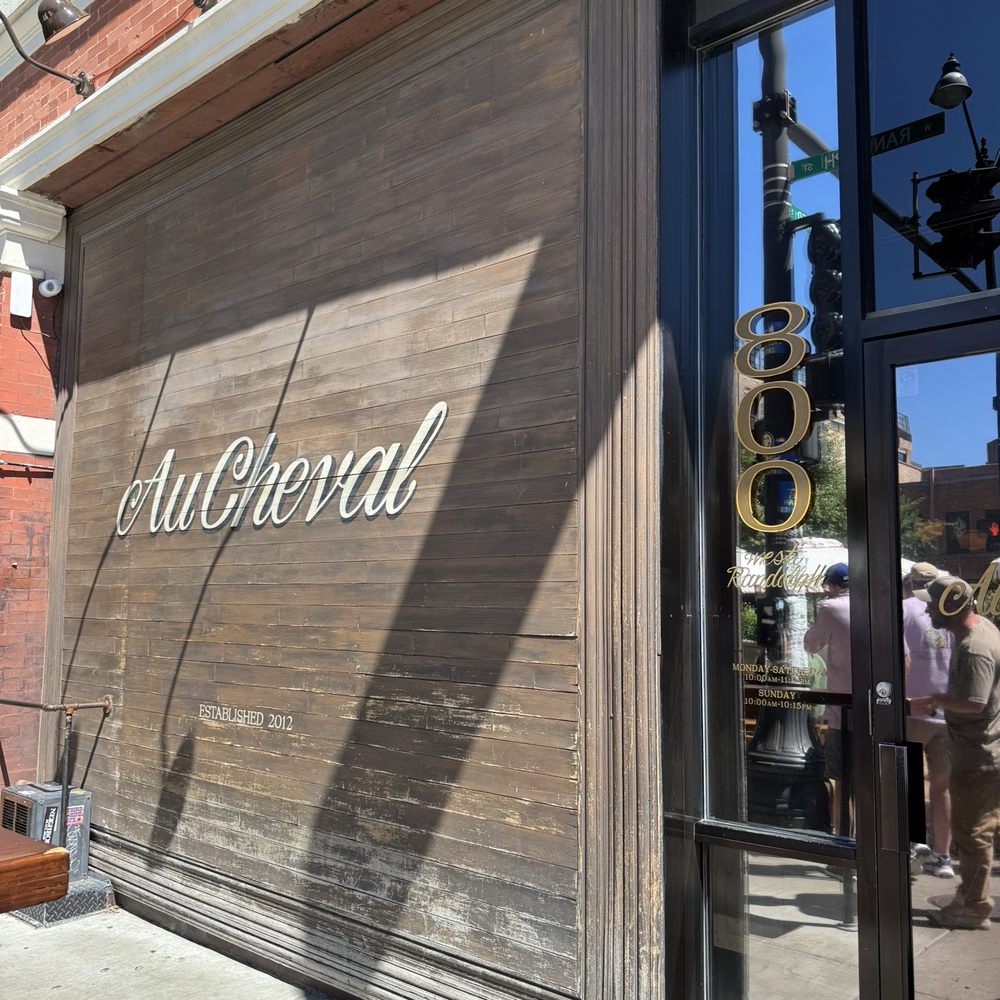 Au Cheval - Bars Near Me - Chicago, Illinois Au Cheval - Bars Near Me - Chicago, Illinois