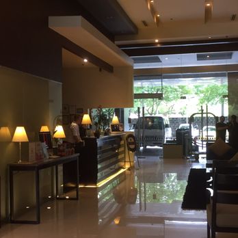 B Hotel Alabang - Front desk & exit to street parking in the background. - Hotels Near Me - Muntinlupa, NCR