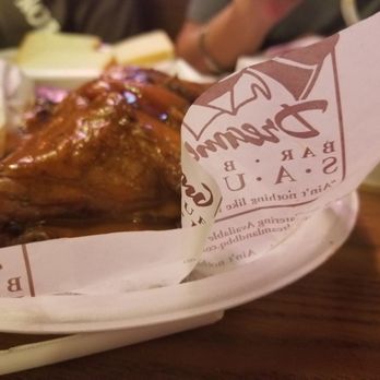 Dreamland BBQ - Chicken wings - Barbeque Near Me - Mobile, Alabama
