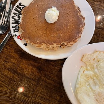 I Heart Pancakes - Deluxe Breakfast- 2 eggs, 2 bacon, 2 sausages, 2 slices ham, hash browns and 2 pancakes! - Sandwiches Near Me - Irvine, California