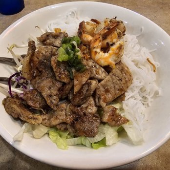 Pho 78 Vietnamese Restaurant - 32. Bun Tom Thit Nuong: vermicelli with grilled shrimp & pork - Vietnamese Near Me - Virginia Beach, Virginia Pho 78 Vietnamese Restaurant - 32. Bun Tom Thit Nuong: vermicelli with grilled shrimp & pork - Vietnamese Near Me - Virginia Beach, Virginia
