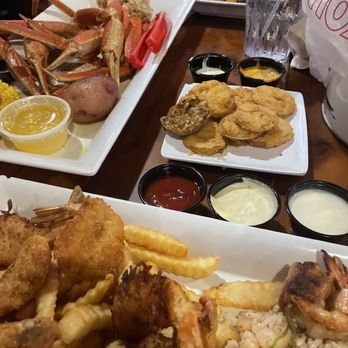 Bluewater Seafood - Spring - Shrimp Quattro, Snow Crab, Sampler App. - Seafood Near Me - Spring, Texas Bluewater Seafood - Spring - Shrimp Quattro, Snow Crab, Sampler App. - Seafood Near Me - Spring, Texas