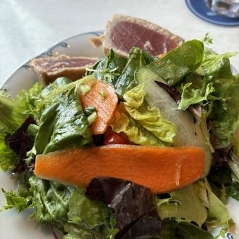 The Choptank - Salad with seared tuna - Seafood Near Me - Annapolis, Maryland The Choptank - Salad with seared tuna - Seafood Near Me - Annapolis, Maryland