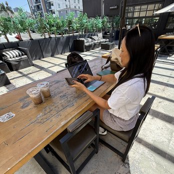 MEMORYLOOK - Spacious patio - Coffee & Tea Near Me - Los Angeles, California MEMORYLOOK - Spacious patio - Coffee & Tea Near Me - Los Angeles, California