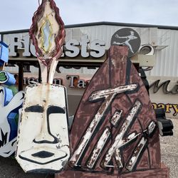 Ignite Sign Art Museum - The original Tiki motel sign