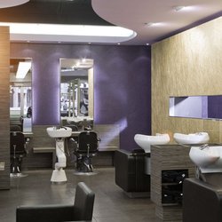 Hairstylist Pierre 