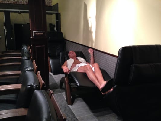 Chicago Sweatlodge by null