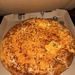 Pretzel Crust with Cheese Sauce & Cheese, but I actually order Pretzel Crust with Pizza Sauce & Cheese Pretzel Crust with Cheese Sauce & Cheese, but I actually order Pretzel Crust with Pizza Sauce & Cheese