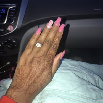 Studio Nails - Confetti nails & ombré nails - Nail Salons Near Me - Arlington, Texas Studio Nails - Confetti nails & ombré nails - Nail Salons Near Me - Arlington, Texas