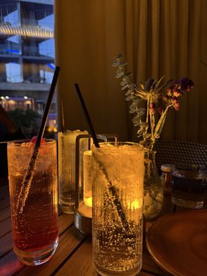 Shoreside Restaurant and Bar by null