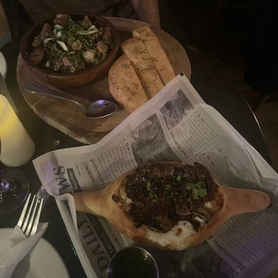 Cheeseboat Williamsburg by null