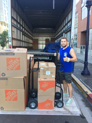 Long Distance Move to Beverly Hills - This job was done with two men crew, from high rising building in downtown San Diego to a second floor condo in Beverly Hills. Long Distance Move to Beverly Hills - This job was done with two men crew, from high rising building in downtown San Diego to a second floor condo in Beverly Hills.