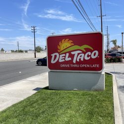 Del Taco - Someone put googly eyes on the sun!