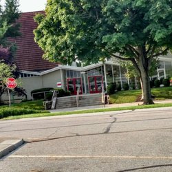 St Mark's Episcopal Church - Plenty of parking in the shopping center across the street.