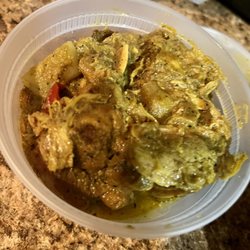 Island Vibes Jamaican - Curry chicken