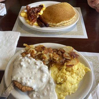 Thousand Island Cafe - Country fried steak. And 2x2x2x2 - Mediterranean Near Me - Spring Hill, Florida Thousand Island Cafe - Country fried steak. And 2x2x2x2 - Mediterranean Near Me - Spring Hill, Florida