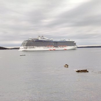 Shore Path - We can see our cruise ship from the Shore Path! - Hiking Near Me