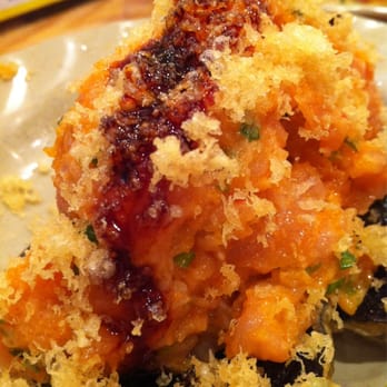 California Roll Factory - Tokyo nacho chip spicy albacore tempura crumbs over deep fried sea weed chip with eel sauce - Sushi Bars Near Me - Los Angeles, California California Roll Factory - Tokyo nacho chip spicy albacore tempura crumbs over deep fried sea weed chip with eel sauce - Sushi Bars Near Me - Los Angeles, California
