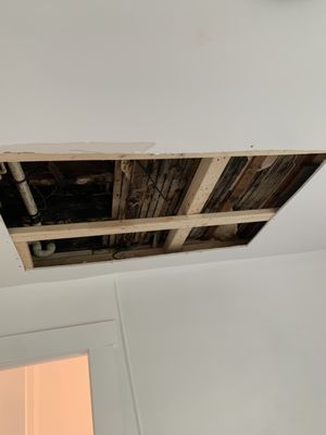 Santos Handyman Services Logo